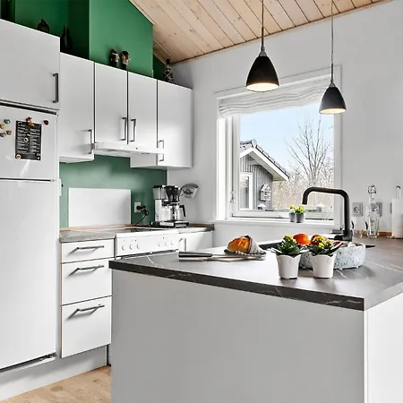 Gorgeous In Tarm With Kitchen * Hemmet