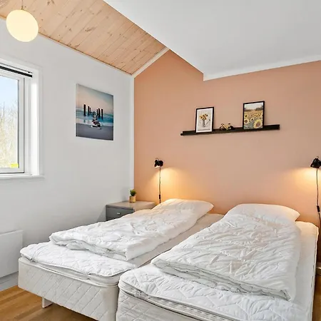 Gorgeous Home In Tarm With Sauna Tarm